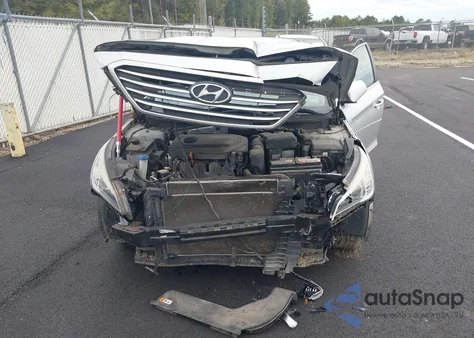 2015 Hyundai Sonata Se z USA, uszkodzony, nr VIN 5NPE24AF3FH144356